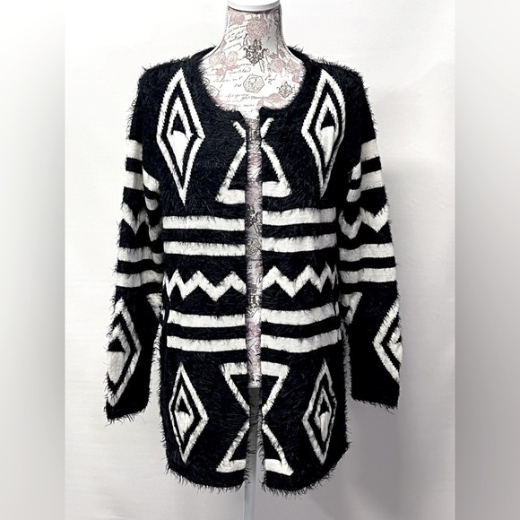 PARKHURST Black and white graphic print‎ cardigan sweater size L. - Picture 1 of 14